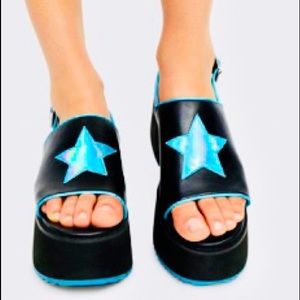 NWT “Spacey Waves Holo Star” Platform Sandals!